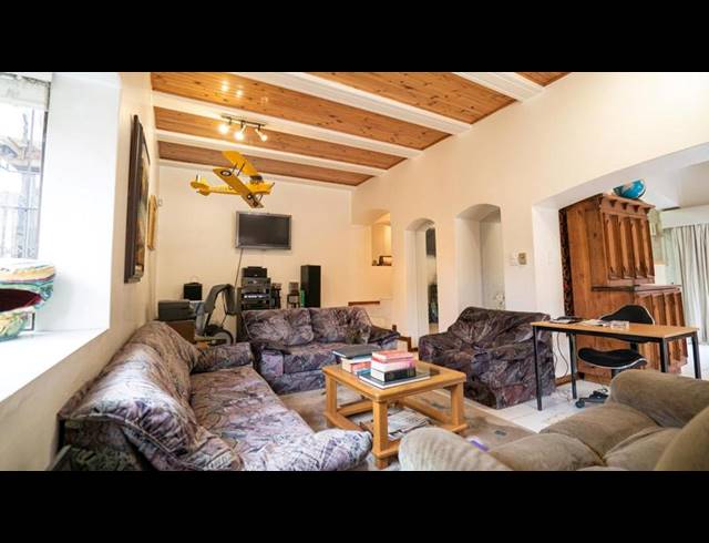 3 BEDROOM TOWNHOUSE FOR SALE IN MORNINGHILL